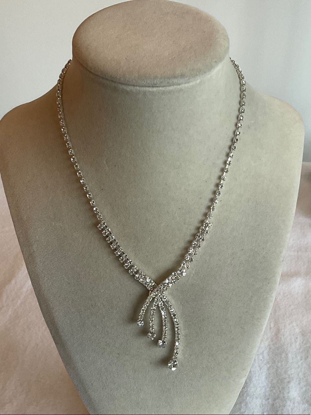 Silver Rhinestone Drop Necklace